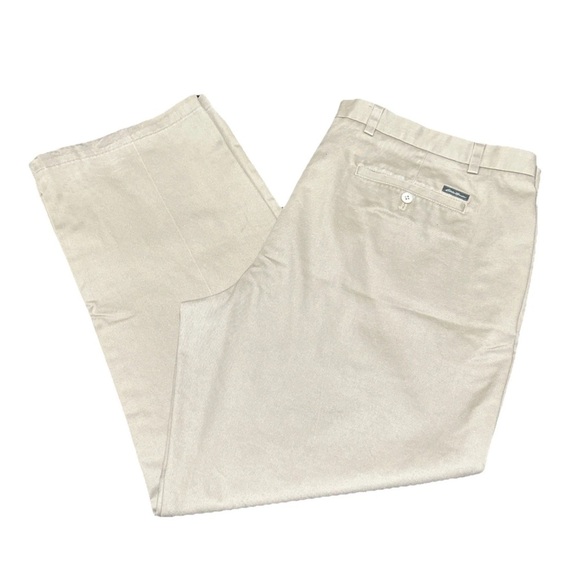 Eddie Bauer Men’s 44 Wrinkle Free Relaxed Fit khakis Casual Work Comfort Style - Picture 1 of 11